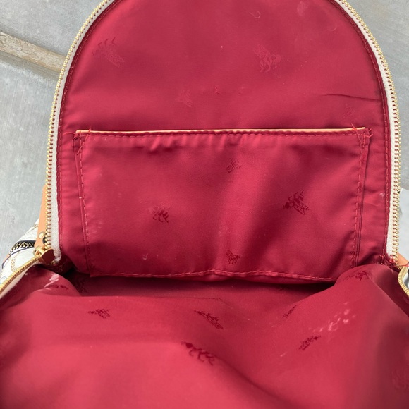 BACKPACK - Picture 8 of 14